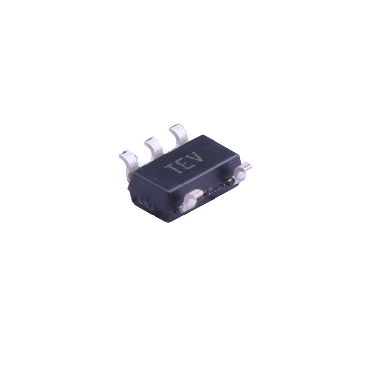 새롭고 원래인 MIC5205-5.0YM5-TR    MIC5205-5.0YM5-tr SOT-23-5   집적 회로