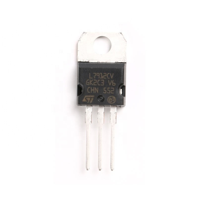 주식 양도 위임장 관리 IC TO-220 IC 칩에서 새로운 크황리춘스인위안 원형은 회로 전자 부품 L7912CV를 통합했습니다