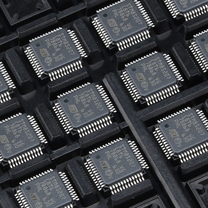 크황리춘스인위안 전기 공급 부품 전자 원형과 IC 칩 STM STM8L052C6 STM8L052 STM8L052C6T6