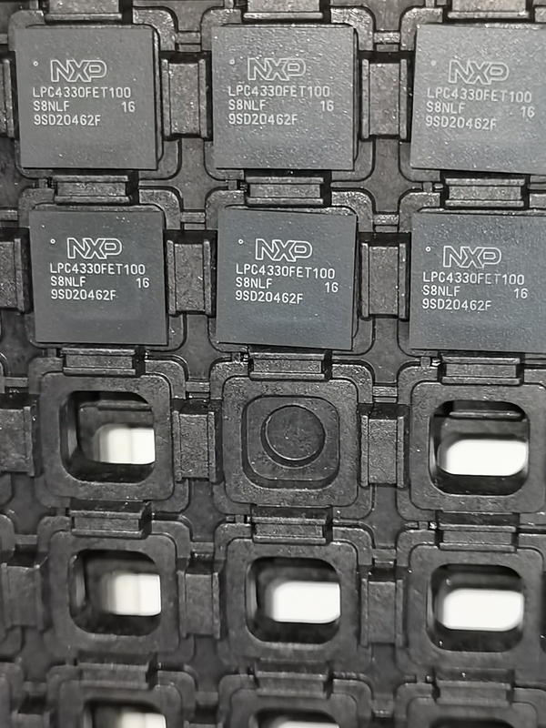 LPC4330FET100    BGA100   사용하지 않은 집적 회로 칩  IC  마이크로컨트롤러  아주 새로운  원형